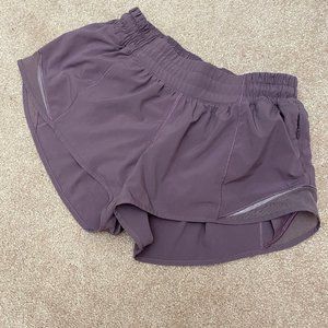 Lululemon Hotty Hot shorts size 6